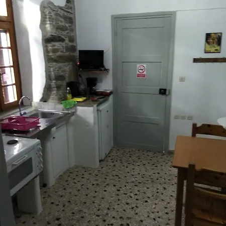 Apartment Apano Vrysi *